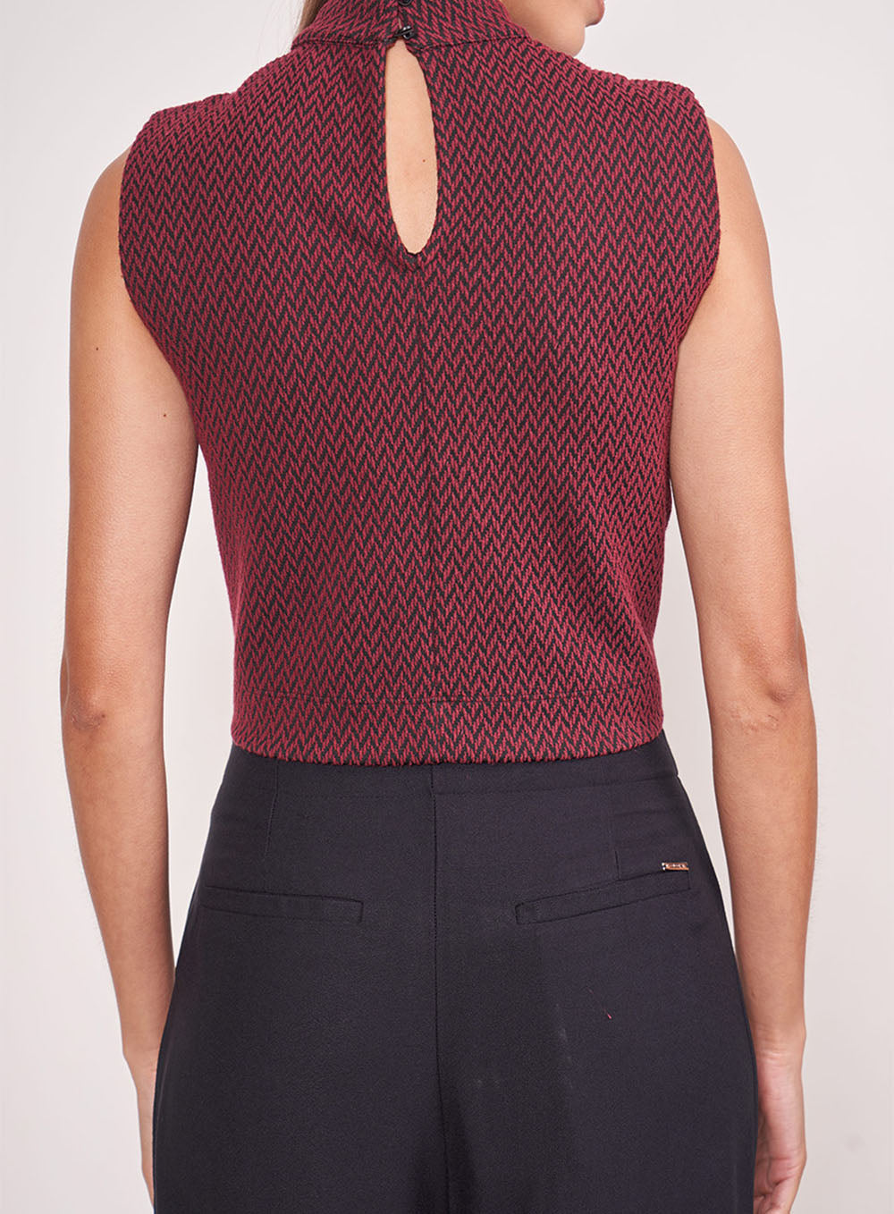 Slim Fit Sleeveless Top